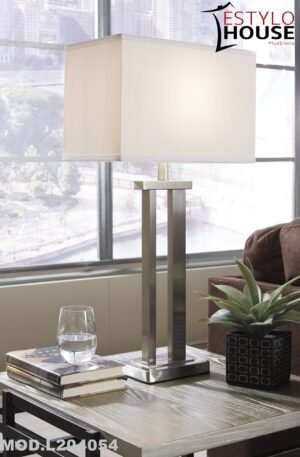 LÁMPARA ANIELA BASE DE METAL Y PANTALLA DE TELA DE TAPA DURA