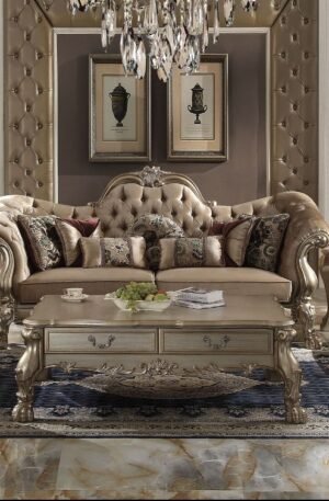 SALA CLÁSICA CON DISEÑO LUJOSO ANTIGUO PIEZAS HECHAS A MANO
